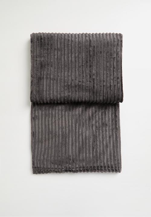 H&S - Elmwood Luxe Blanket 160x130 - Fog