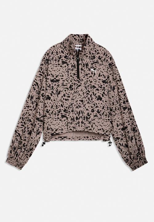 PUMA - Ess Graphic Animal Relaxed Aop Woven Hal - Sandstone
