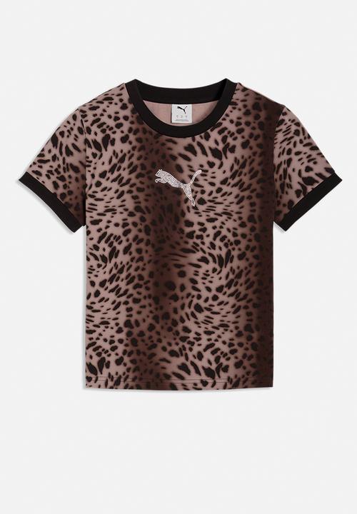 PUMA - Ess Graphics Leo Luxe Bedazzled Slim Tee - brown & black
