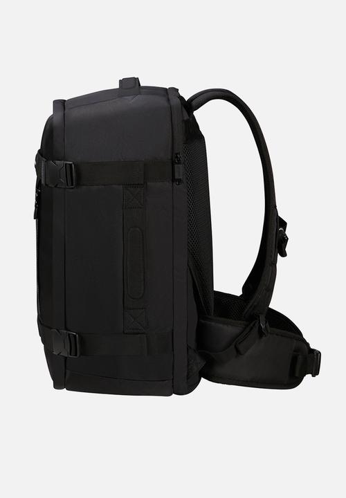 American Tourister - TRAVEL BACKPACK - BLACK
