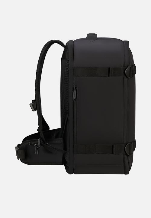 American Tourister - TRAVEL BACKPACK - BLACK