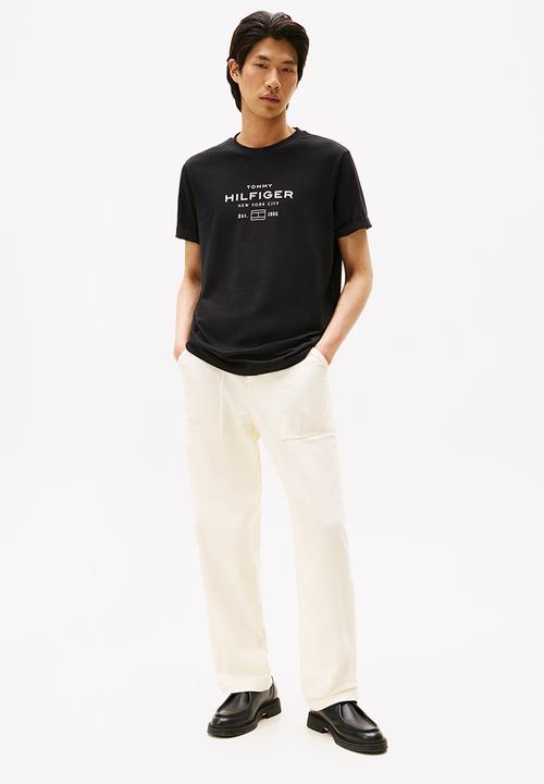 Tommy Hilfiger - Hilfiger Stack Graphic Tee - Black