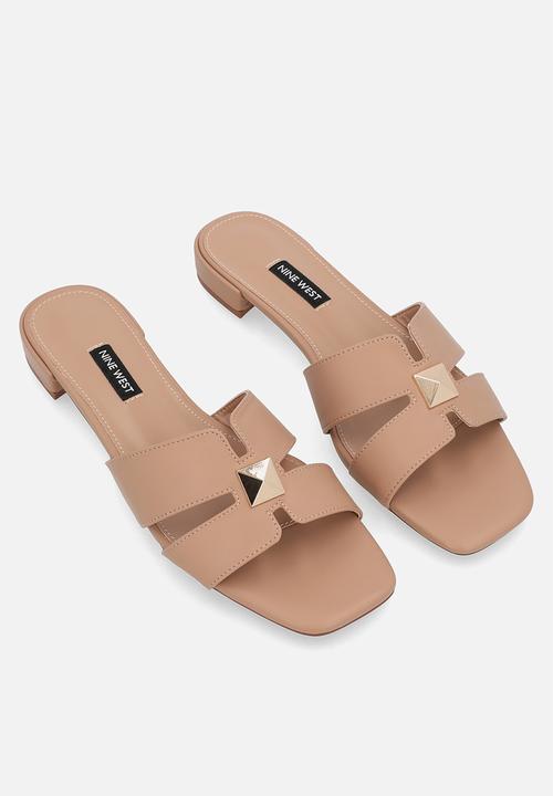 Nine West - Iwan Slide - Neutral