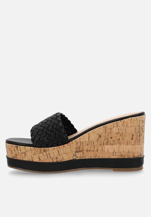 Nine West - WeddeAnkle Strap - Black