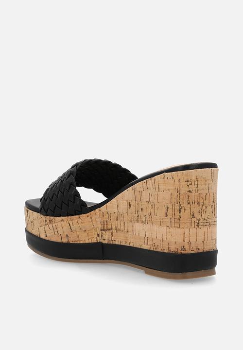 Nine West - WeddeAnkle Strap - Black