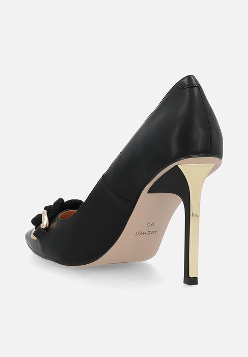 Nine West - Adelaide court heel - black