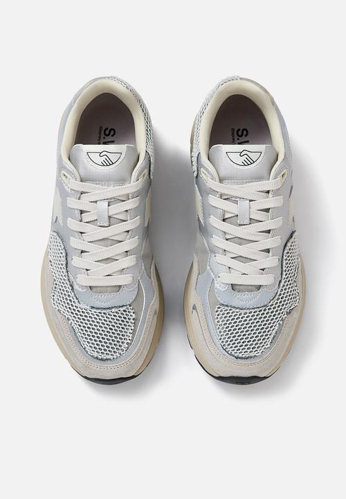 Stepney Workers Club - Amiel S-Strike - Silver Grey