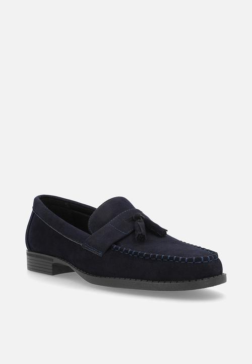 PC - Crouch Tassel Loafer - Navy