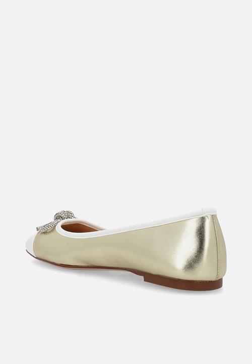 Nine West - Hollya pump - gold