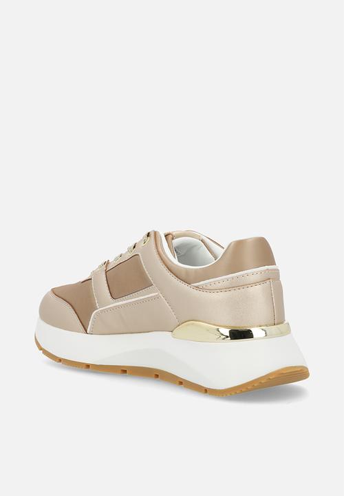 Nine West - Malia sneaker - gold