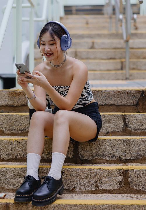 JBL - JBL Tune 730 BT Over Ear Headphone - Blue