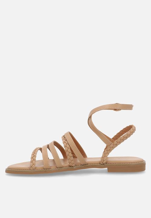 Nine West - Wedde Ankle Strap  - Neutral