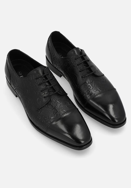 Fabino - Textured Toe Cap  Derby - Black