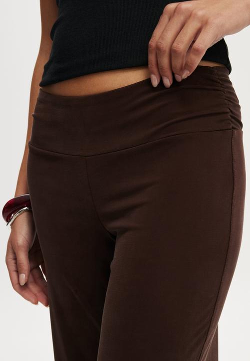 Cotton On - Honey pant - dark oak