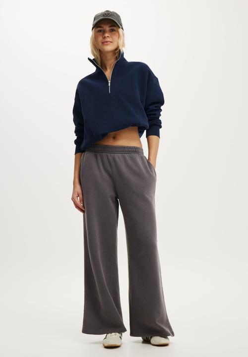 Cotton On - Plush Half Zip Sweatshirt - Prep Sport Navy