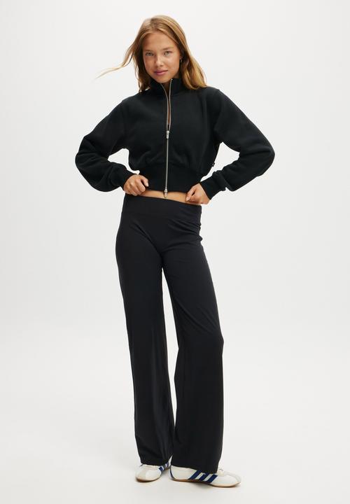Cotton On - Plush Fitted Zip Through - Black