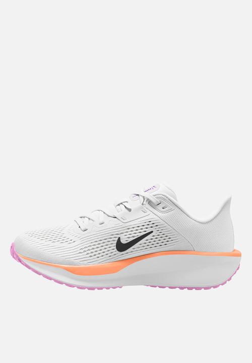 Nike - Nike Quest 6
