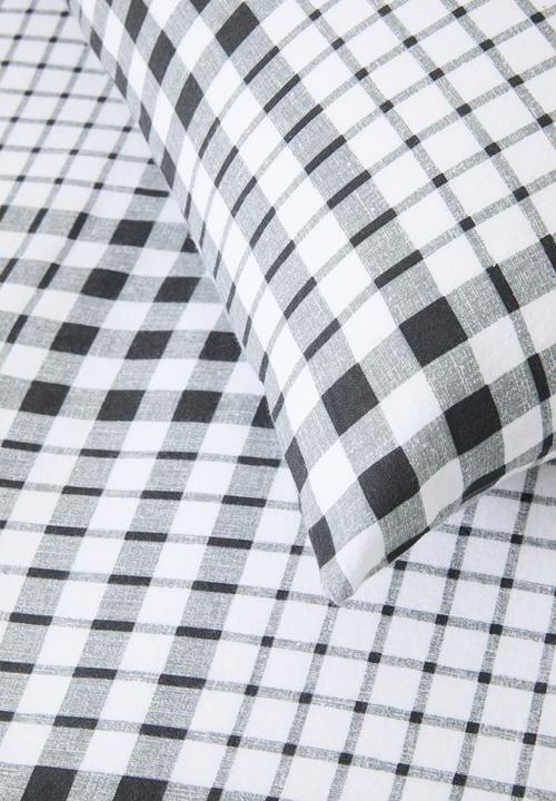 Sixth Floor - Cotton Blend Winter Check Duvet Set - White