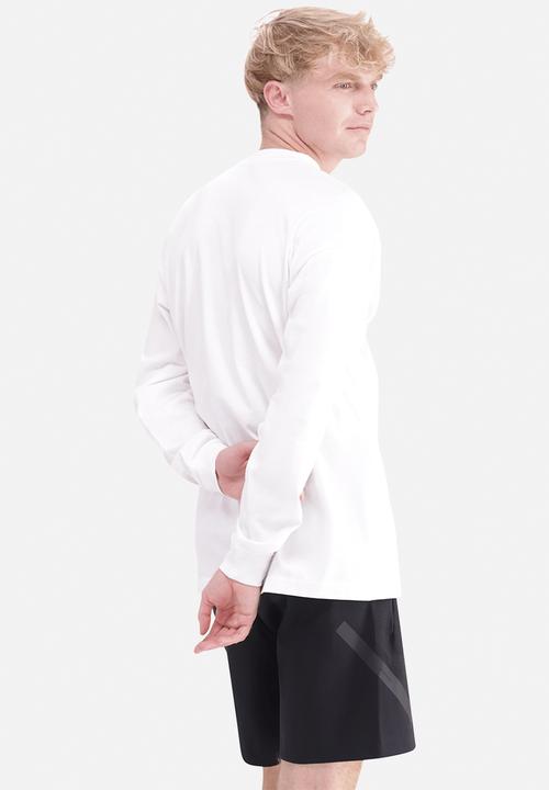 adidas Performance - Essentials Plus Loose Fit Small Logo Long Sleeve Tee - White / black