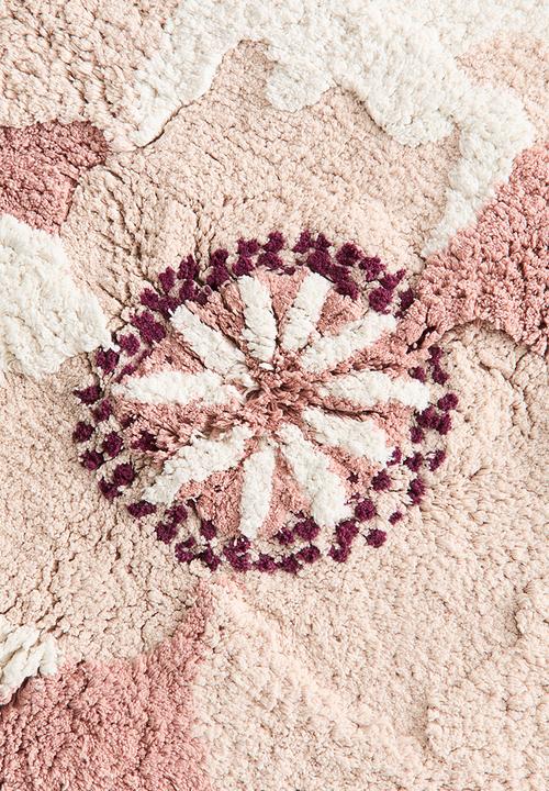 H&M - Tufted flower-shaped bath mat - powder pink/flower