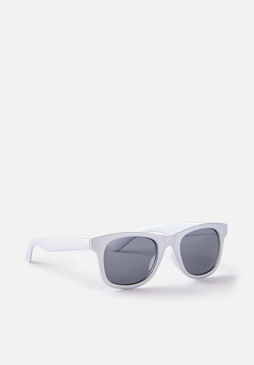 Cotton On - Kids Noah Square Sunglasses - Silver