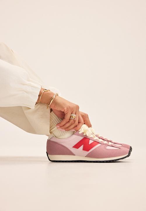 New Balance  - U4716SA