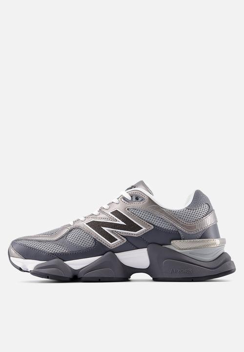 New Balance  - 9060 v1