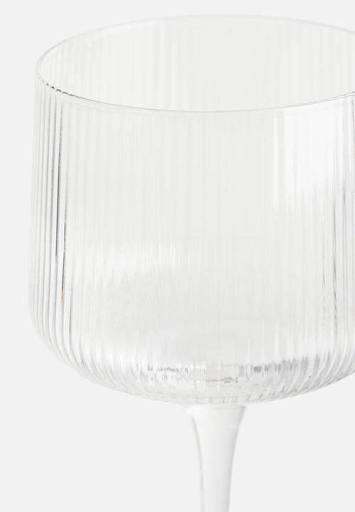 H&M - Fluted wine glass - transparent