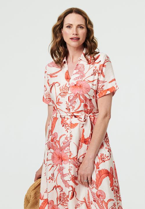 Izabel London - Short Sleeve V-Neck Covered Buttons Maxi Printed Dress - Coral