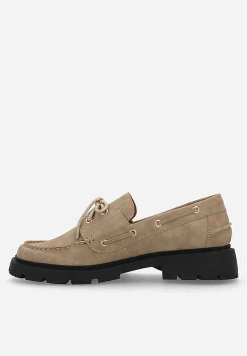 Butterfly Feet - Plush 1 loafer  - taupe