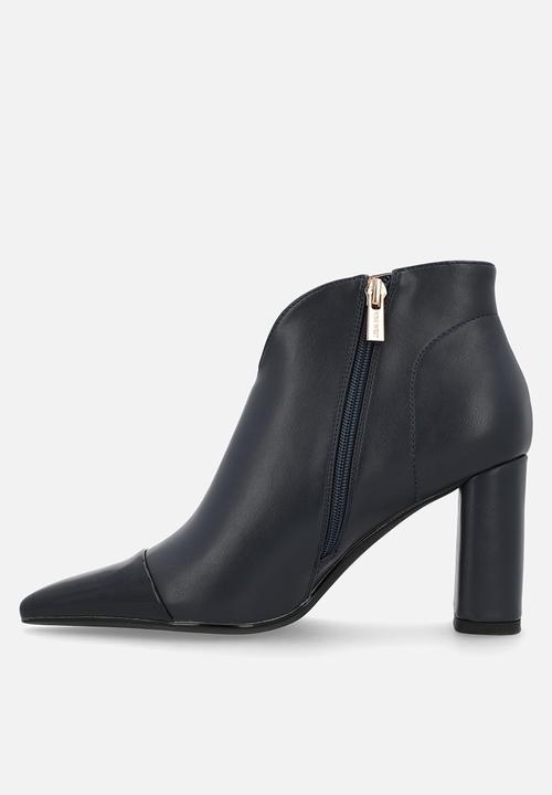 Nine West - Milar  boot - navy