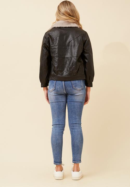 MANDI - Aviator Faux Leather Snap Button Through Cropped Length Jacket With Elastic At Hem - Black