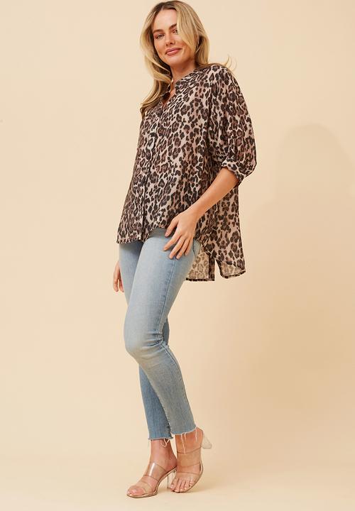 Izabel London - Half Sleeve Easy Wearing Batwing Sheer Blouse - Chocolate