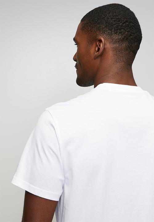 GUESS - Cn Short sleeve Small Logo Tee - Pure White