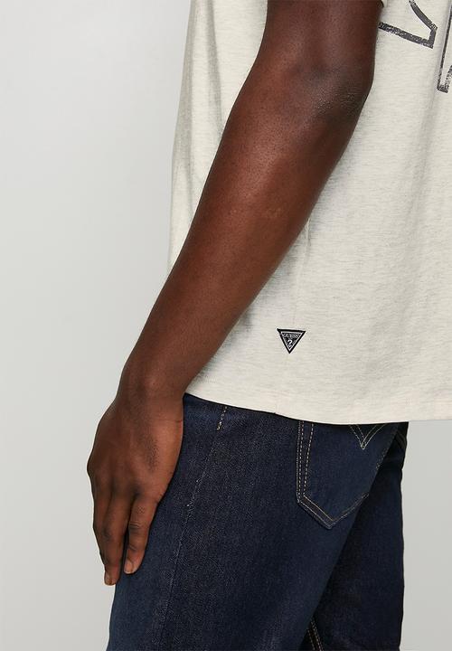 GUESS - Short sleeve Bsc Dstrssd Quattro G Tee - Light Oatmeal Heather M11