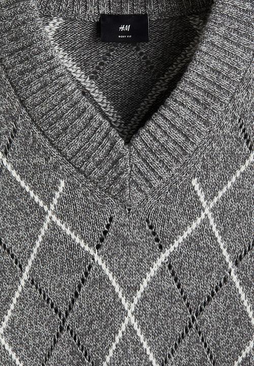 H&M - Regular fit wool-blend v-neck jumper - grey/argyle pattern
