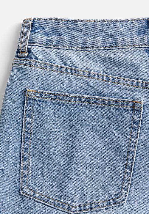 H&M - High-waisted denim shorts - light denim blue