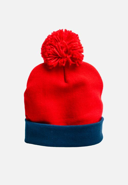 Character Group - Spiderman Fashion Beanie - Red & Blue