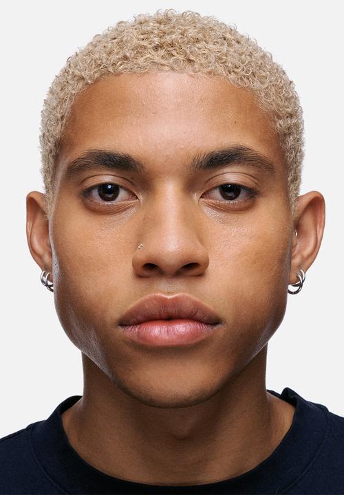MAC - Studio Fix 36HR Smooth Angles Concealer - NC44