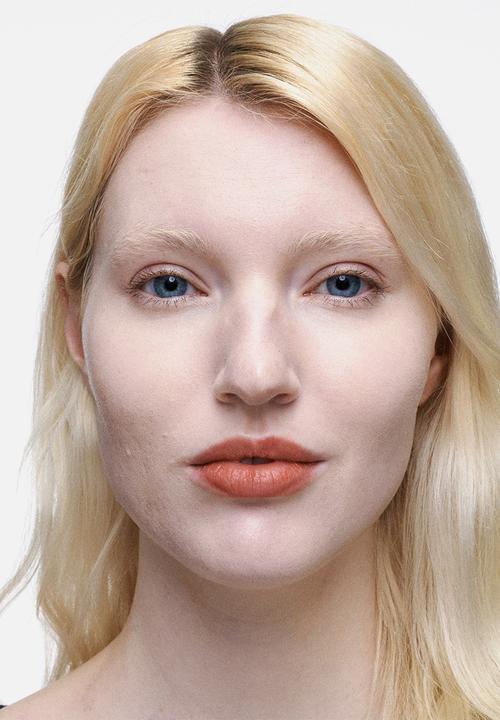 MAC - Studio Fix 36HR Smooth Angles Concealer - NW5
