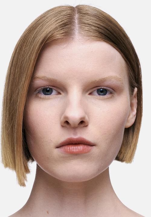 MAC - Studio Fix 36HR Smooth Angles Concealer - NC11