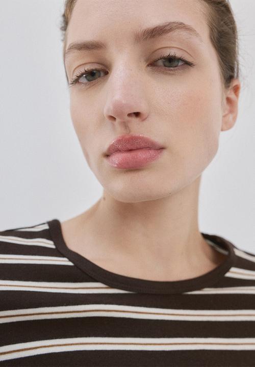MANGO - T-shirtpaul - brown