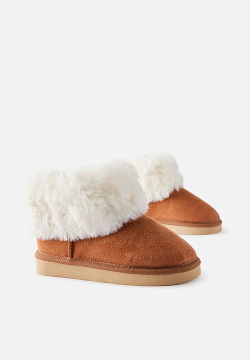 Cotton On - Kids Home Boot - Chestnut
