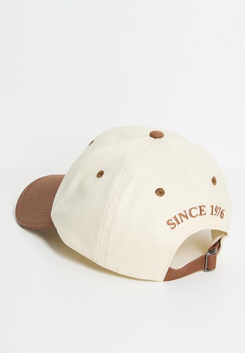 POLO - 6 Panel Two Tone Peak - Tan