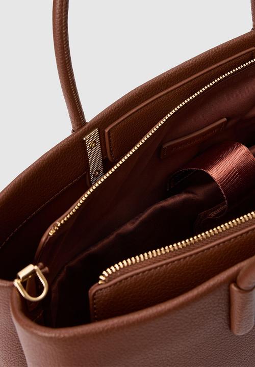 Forever New - Romy refined laptop bag in chocolate