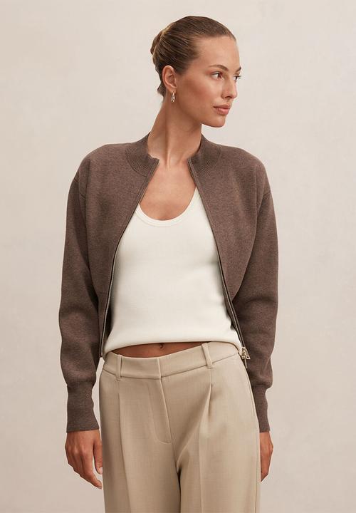 Forever New - Hanna zip knit jacket in hazelnut