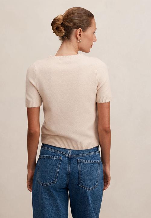 Forever New - Lucy knitted t-shirt in neutral pink