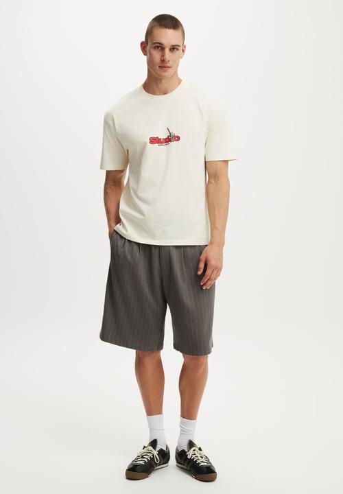 Cotton On - Everyday Fit Graphic T-Shirt - Creampuff / Woodchop