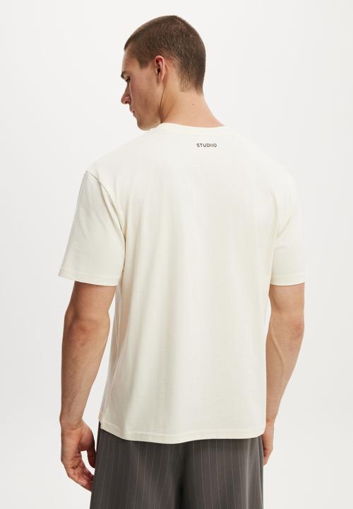 Cotton On - Everyday Fit Graphic T-Shirt - Creampuff / Woodchop