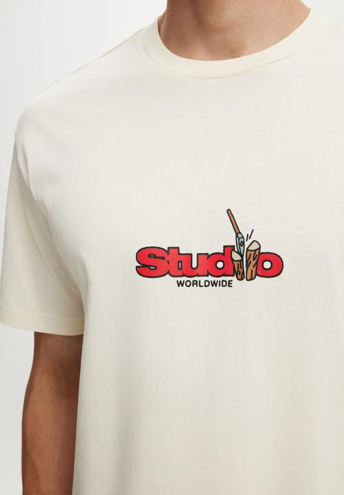 Cotton On - Everyday Fit Graphic T-Shirt - Creampuff / Woodchop